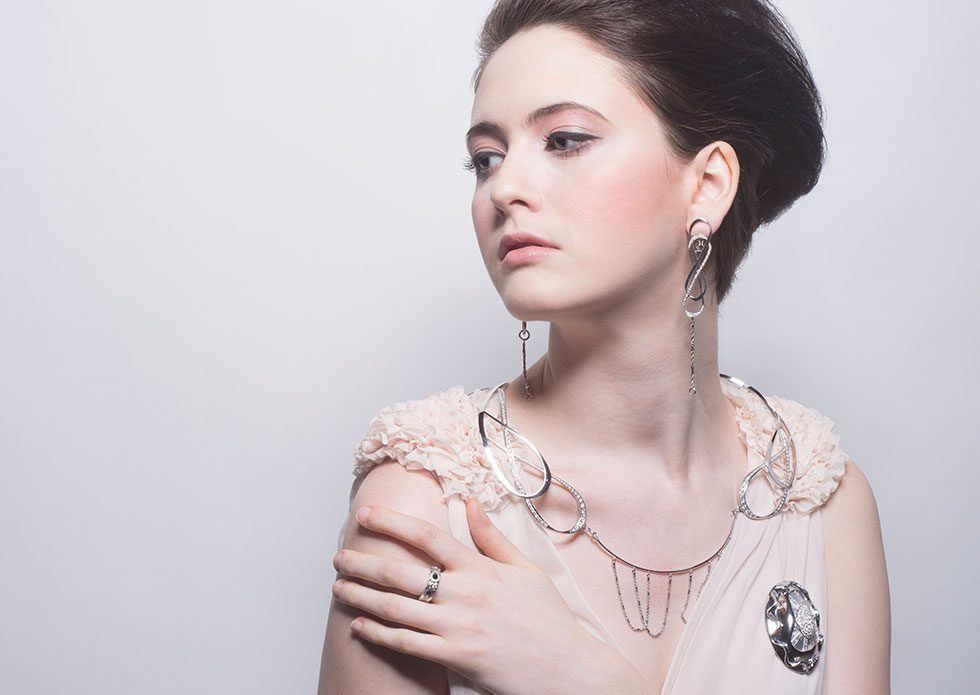 A Symphony of Elegance: Exploring Kanakpura’s Necklace Sets and Rings Collection